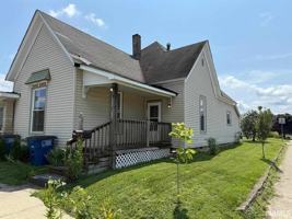 featured image of 1720 12th St
