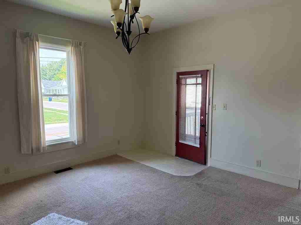 1720 12th St - Photo 3 of 11