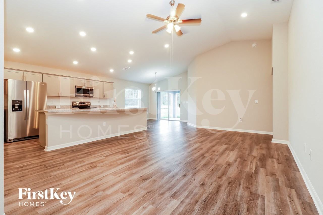 6778 Hanworth Ln - Photo 2 of 16
