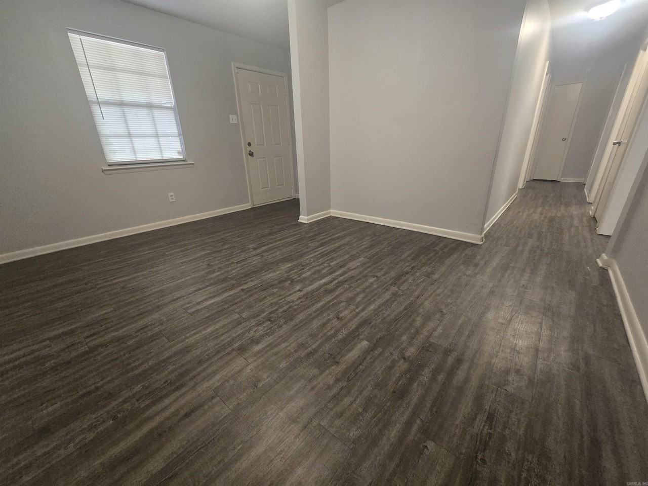 7120 Yorkwood Dr - Photo 6 of 15