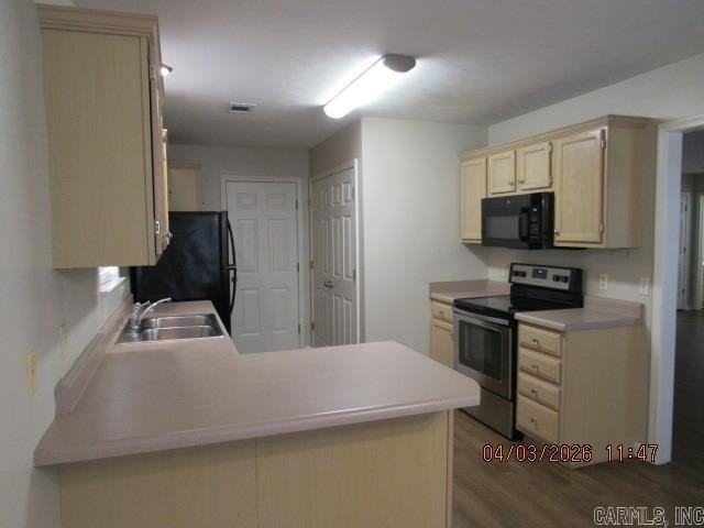 1120 Trenton Dr - Photo 7 of 17