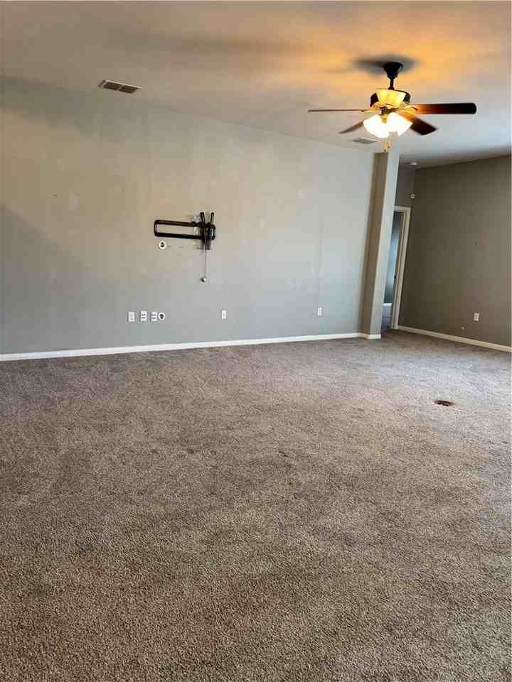 7001 Natchez Dr - Photo 6 of 27