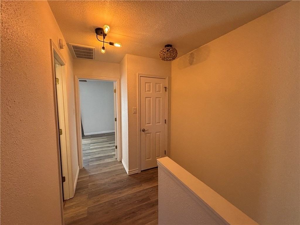 4141 Whiteley Dr #203 - Photo 7 of 21