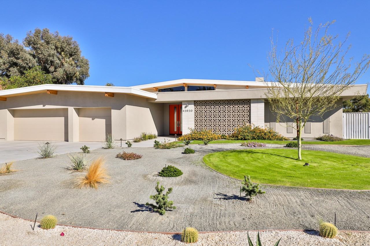 42920 Caballeros Dr - Photo 2 of 50