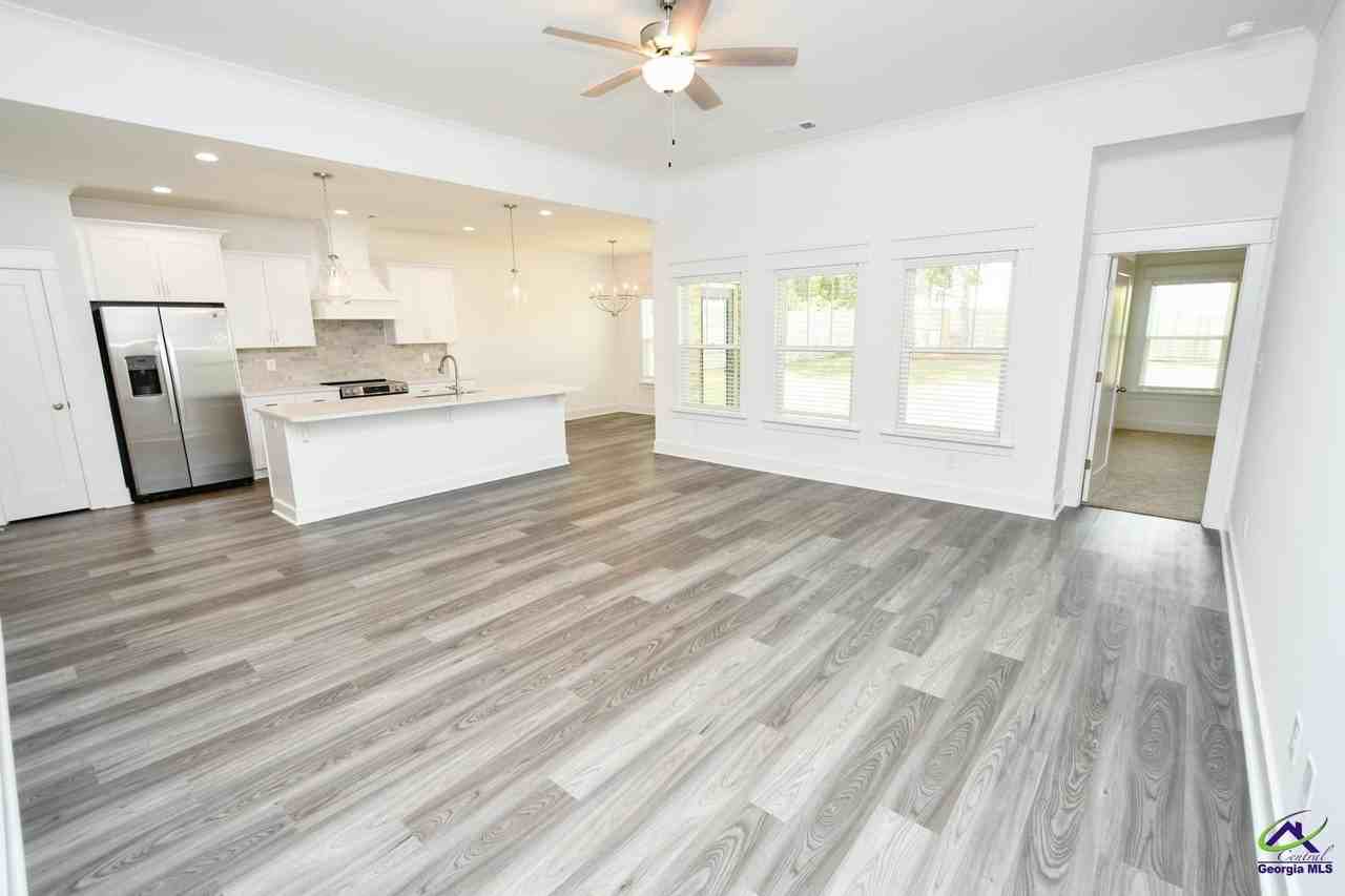 114 Forest Haven Way - Photo 3 of 35