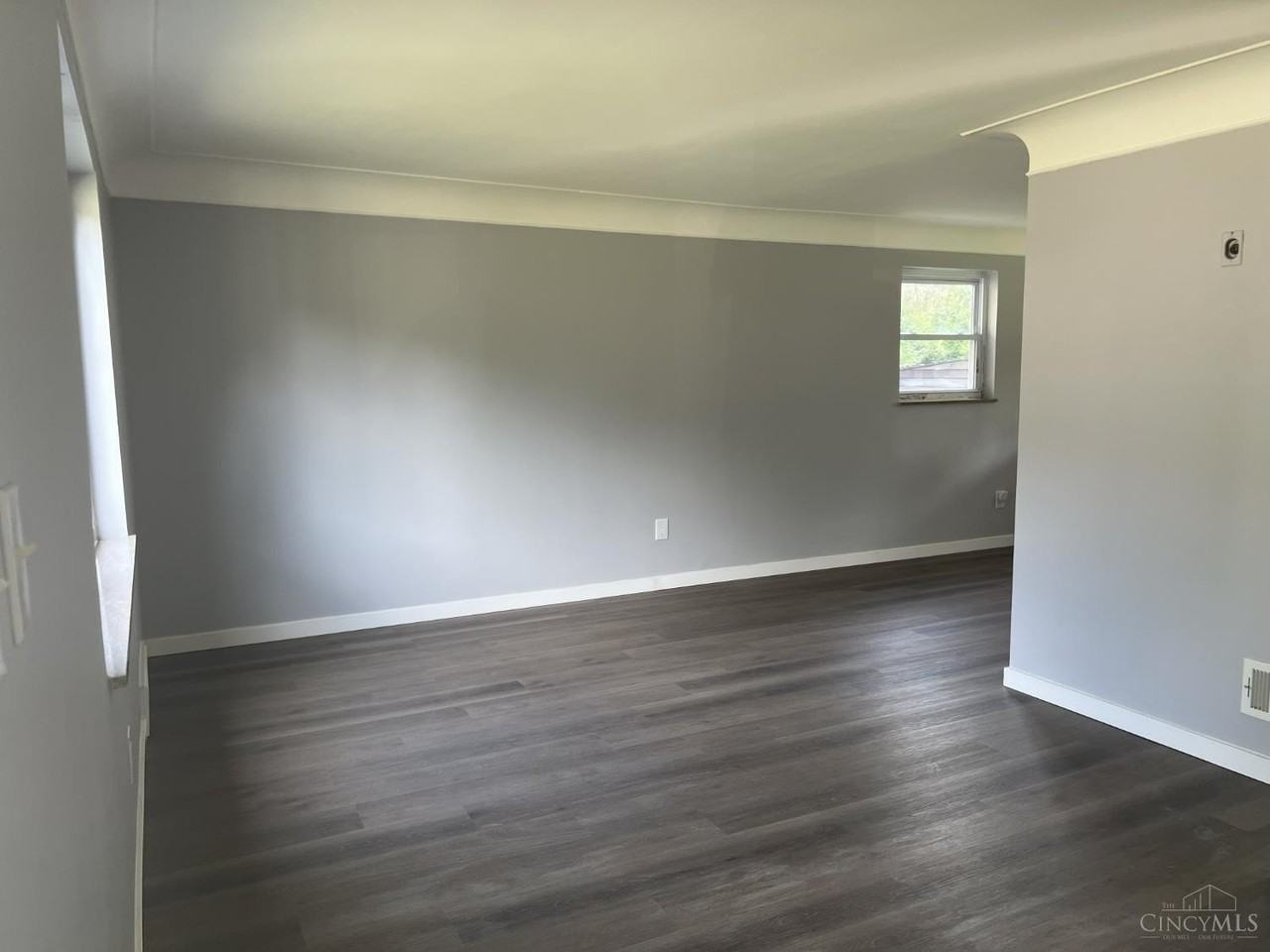 3921 Cedarwood Pl - Photo 7 of 28