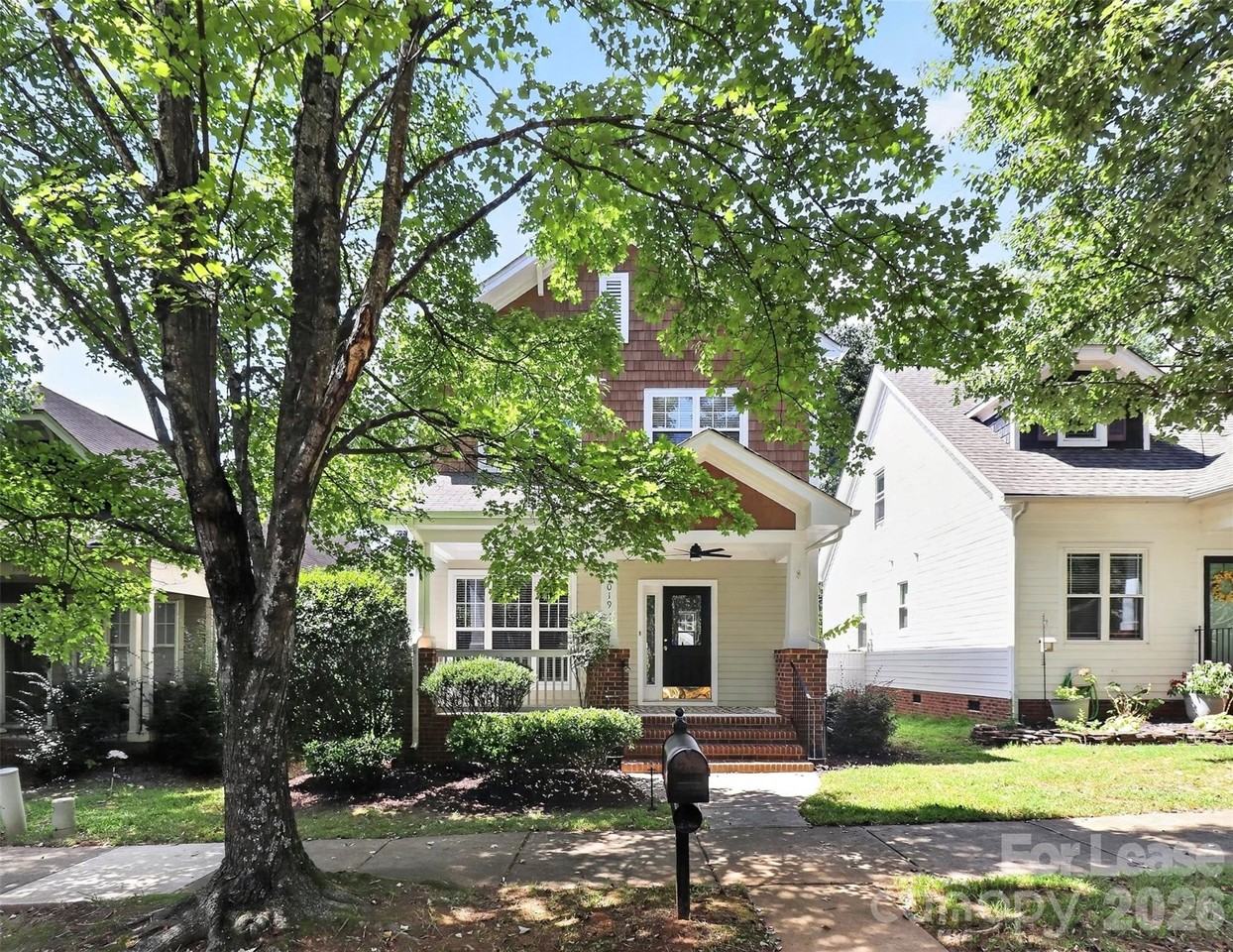 13019 W Douglas Park Dr - Photo 3 of 41