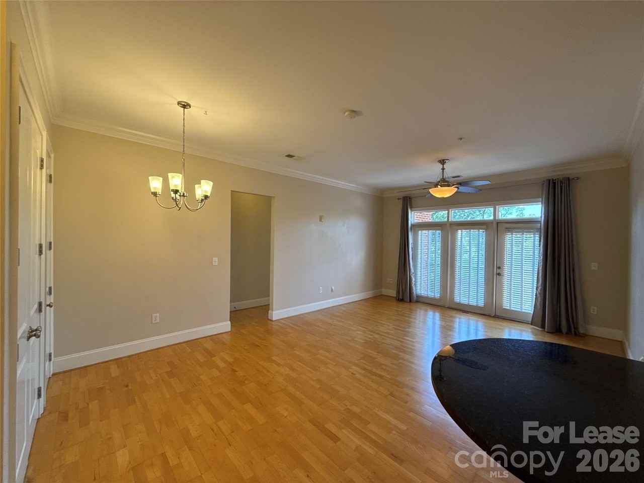 2988 Selwyn Ave - Photo 6 of 14