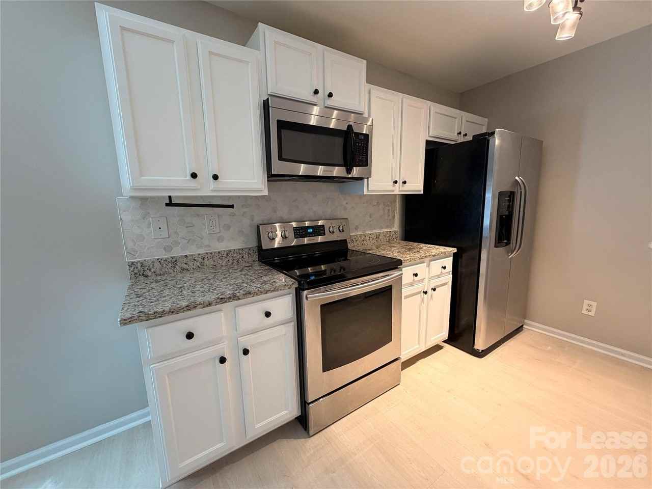 4413 Gondola Ave - Photo 6 of 20
