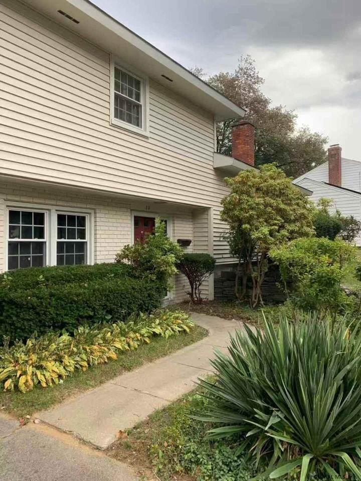 79 Devon Rd - Photo 2 of 29