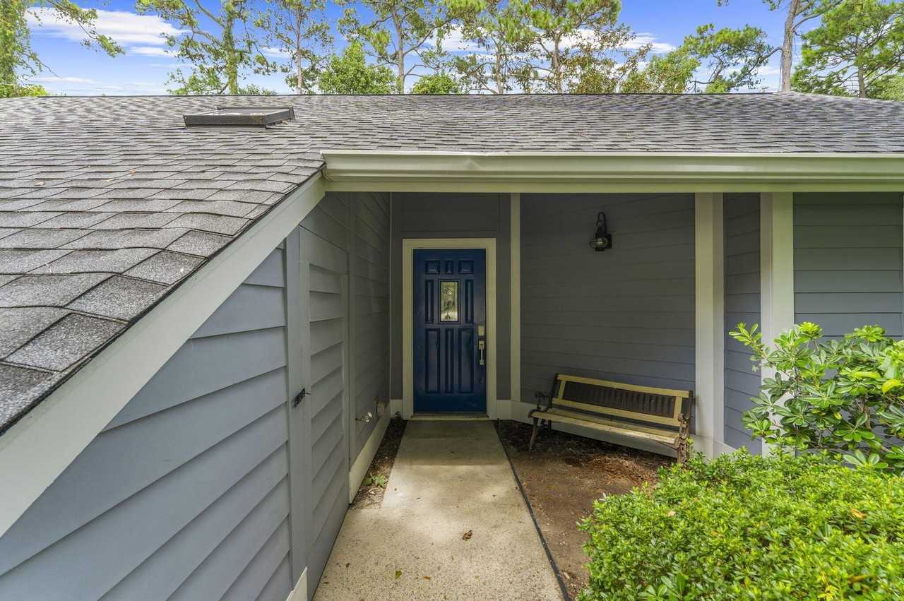 1124 Honeysuckle Ct - Photo 6 of 47