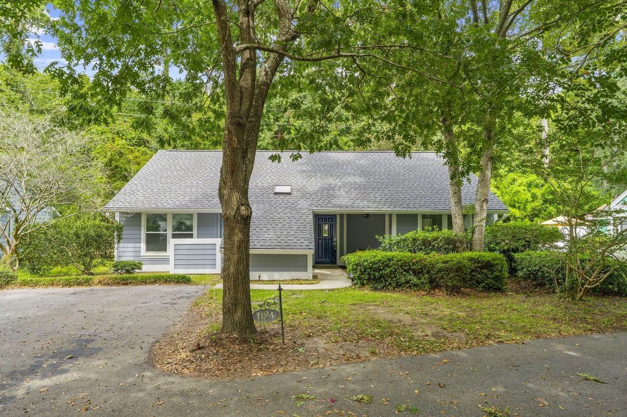 1124 Honeysuckle Ct - Photo 7 of 47