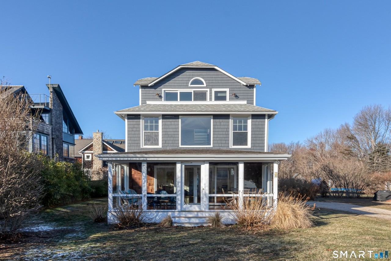 79 Hartford Ave - Photo 2 of 26