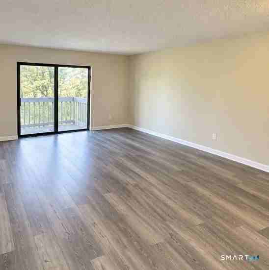 311 East St #9 - Photo 2 of 6