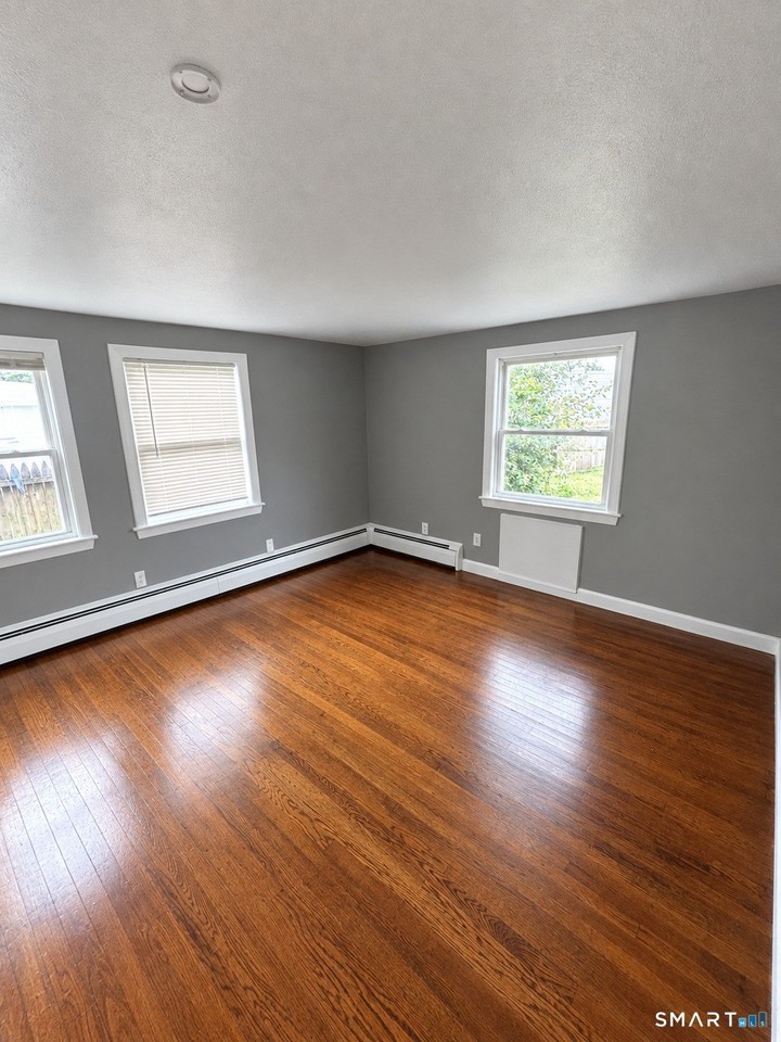 133 Prospect St #A4 - Photo 3 of 6