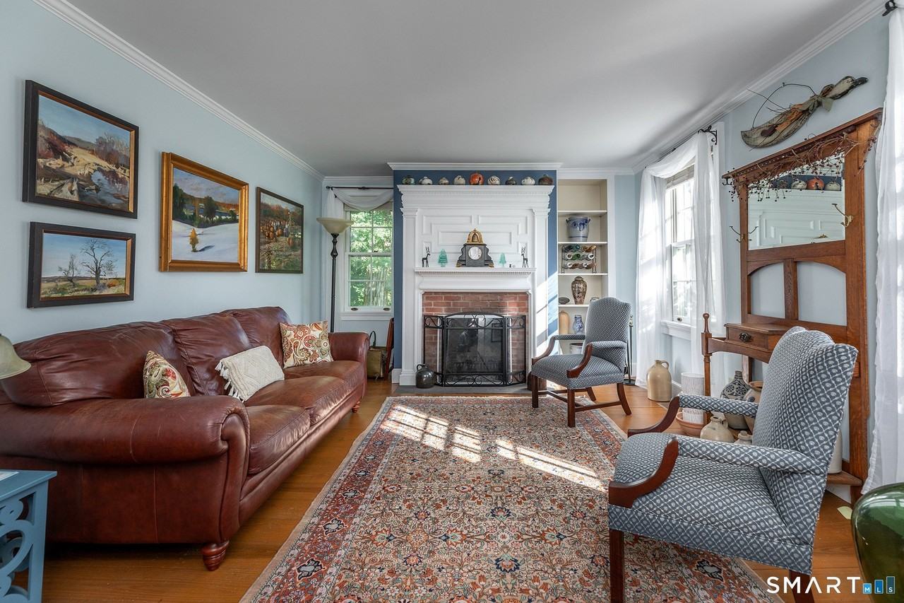 48 Old Middle St #1 - Photo 6 of 31