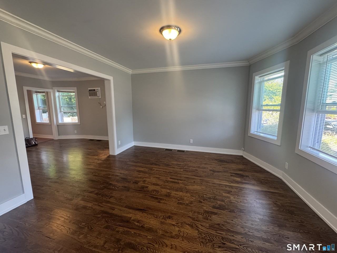 28 Jackson St - Photo 5 of 24