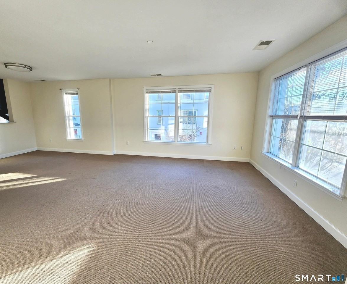 16 Merrell Ave #16 - Photo 6 of 14