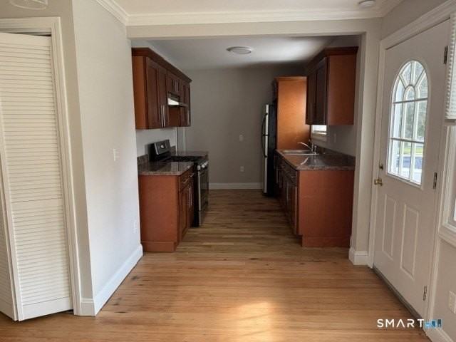 54 Oak Ave #1 - Photo 6 of 19