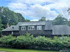 featured image of 10 Herb Rd
