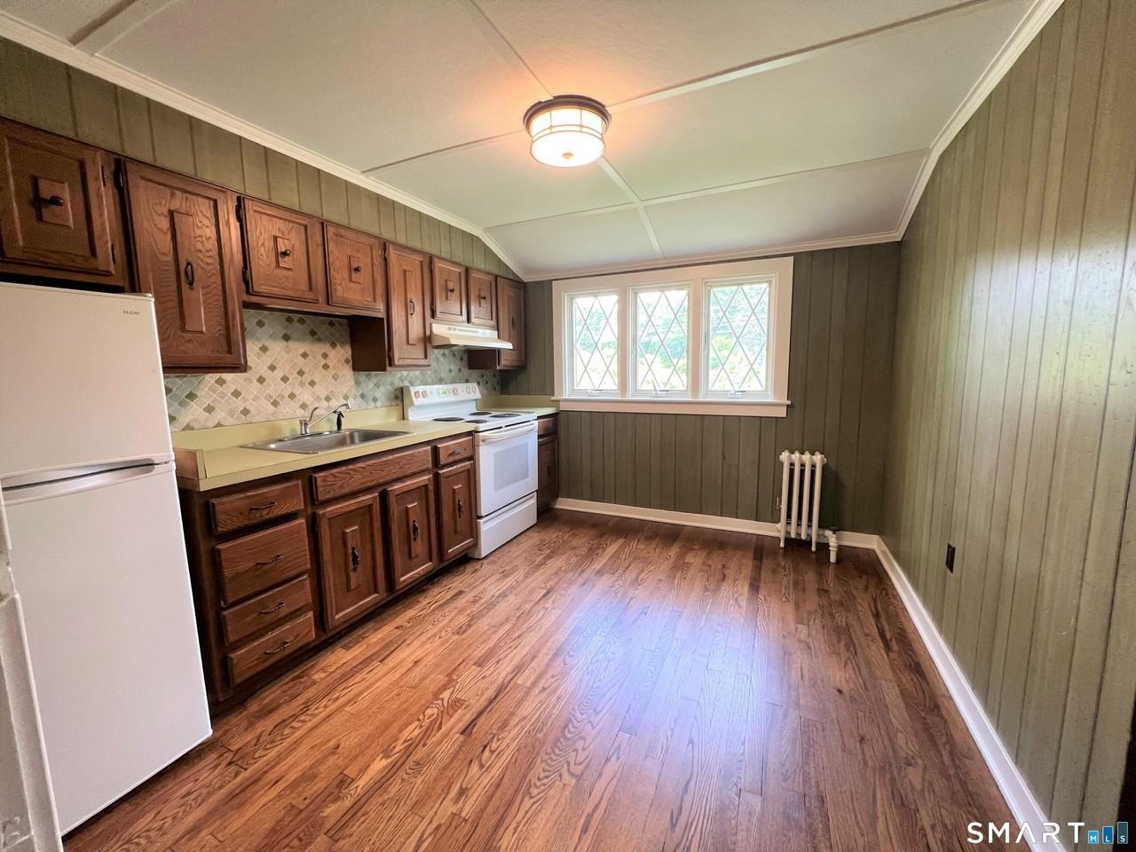 10 Herb Rd - Photo 5 of 16