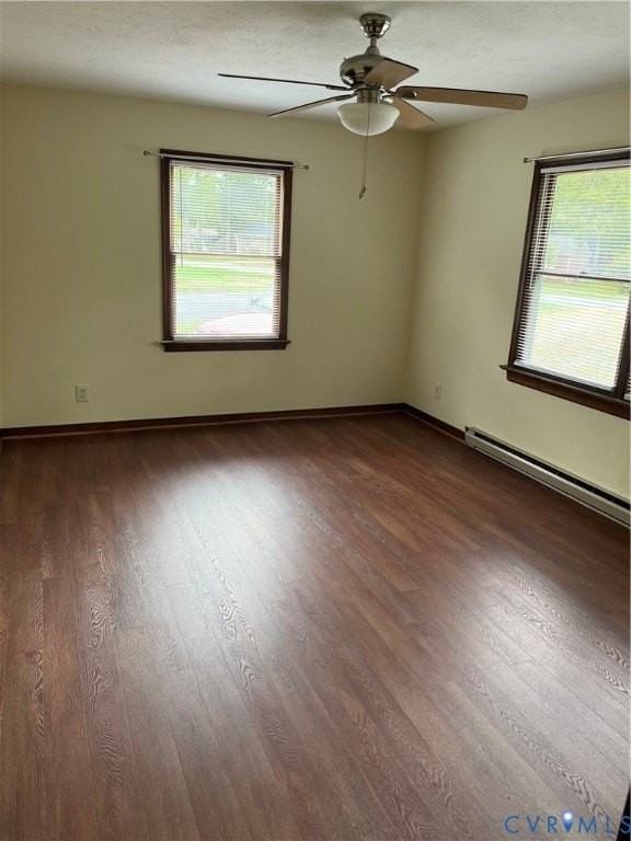 1913 Evanrude Ct - Photo 3 of 7