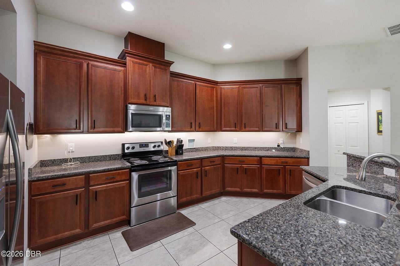 100 Grande Belfly Way - Photo 6 of 33