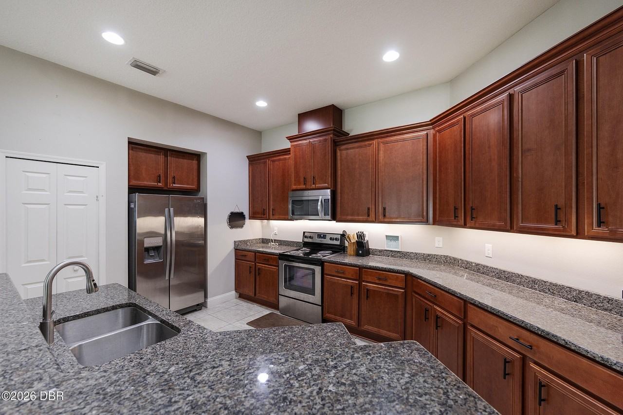 100 Grande Belfly Way - Photo 7 of 33