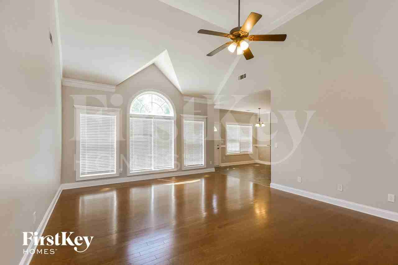 137 Nettie Ln - Photo 2 of 15