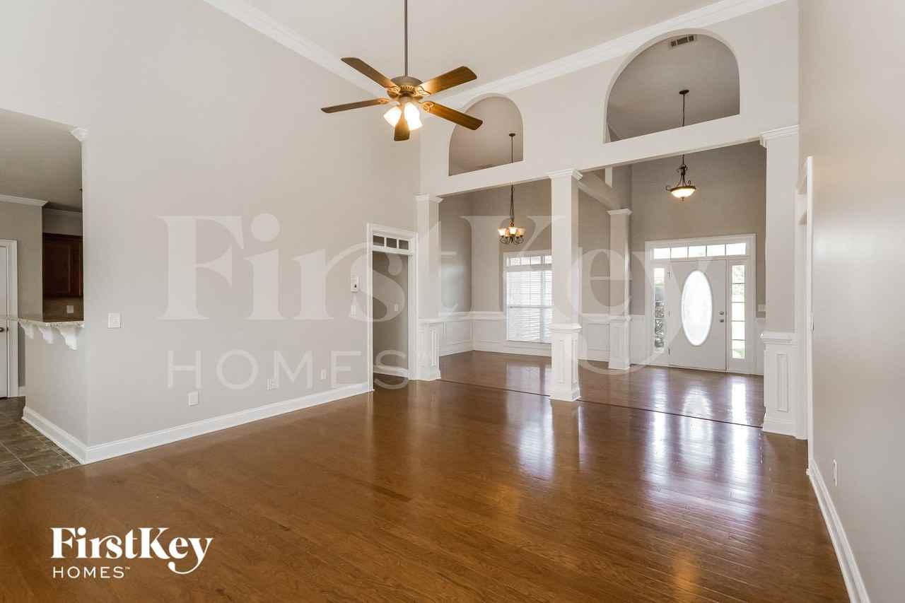 137 Nettie Ln - Photo 3 of 15