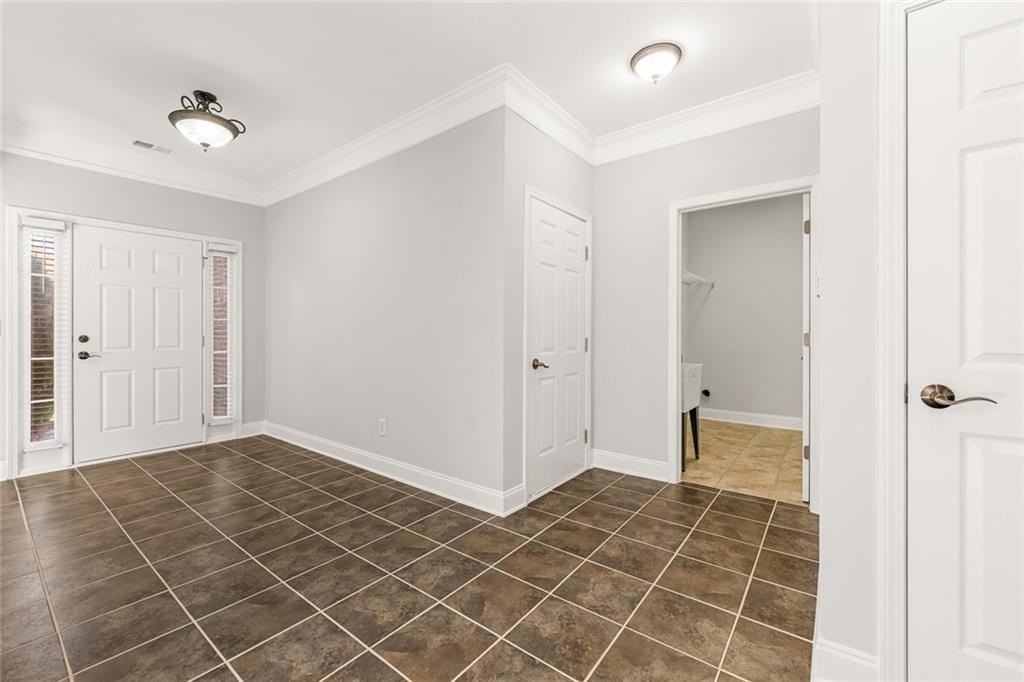 3329 Rosecliff Trce - Photo 5 of 50