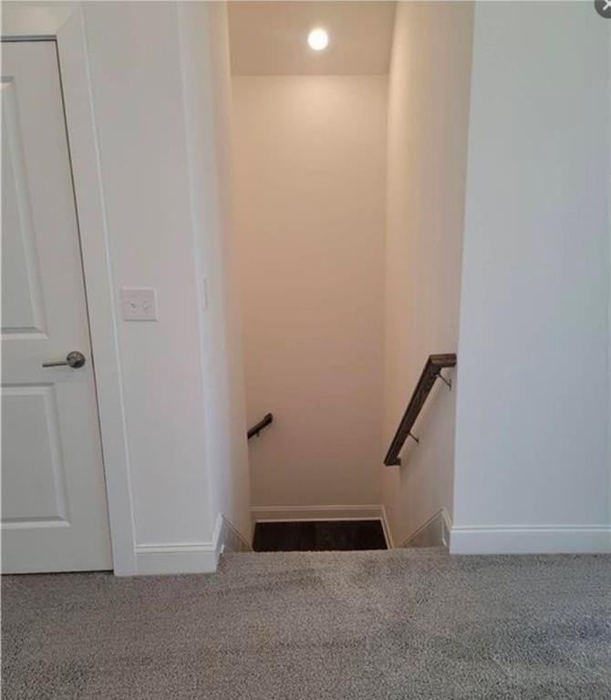 121 Pearl St - Photo 5 of 10