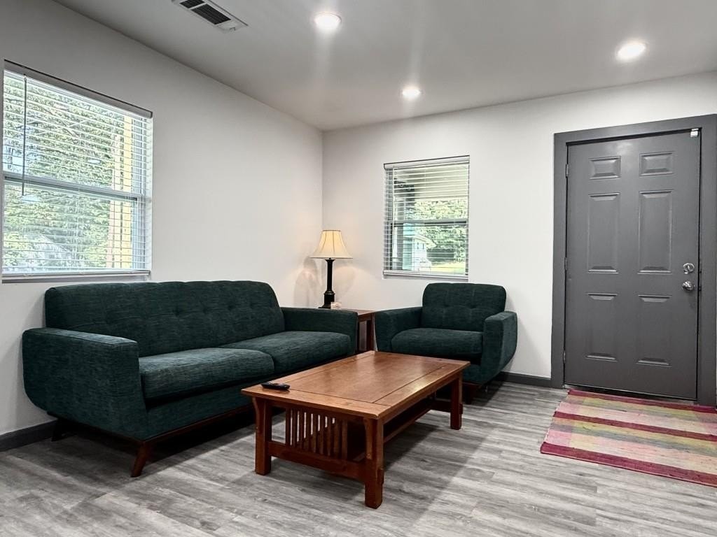 1477 Olive St Sw - Photo 2 of 14