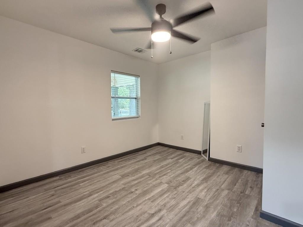 1477 Olive St Sw - Photo 5 of 14