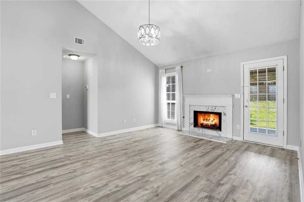 35 Shenandoah Dr - Photo 7 of 15