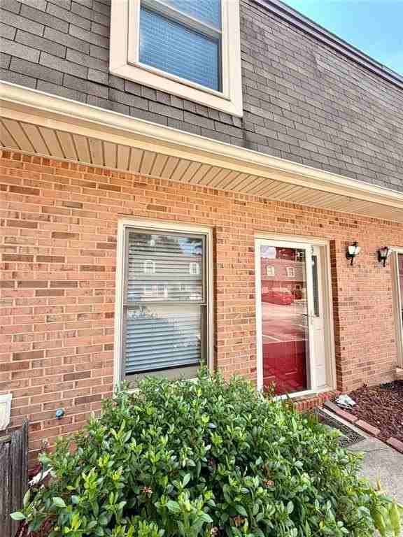 3925 Mountain View Rd #E3 - Photo 2 of 15