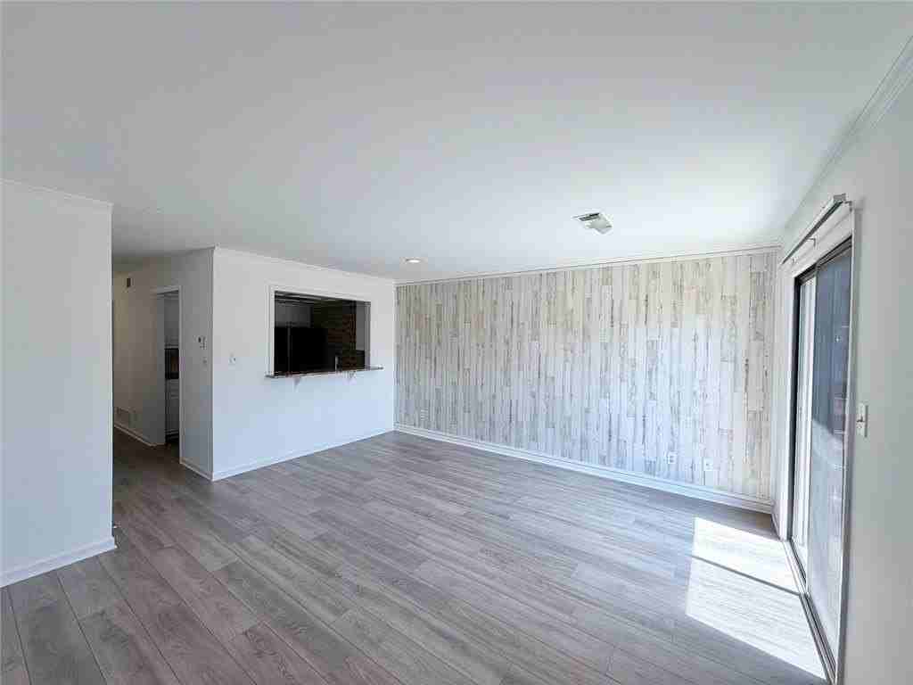 3925 Mountain View Rd #E3 - Photo 7 of 15