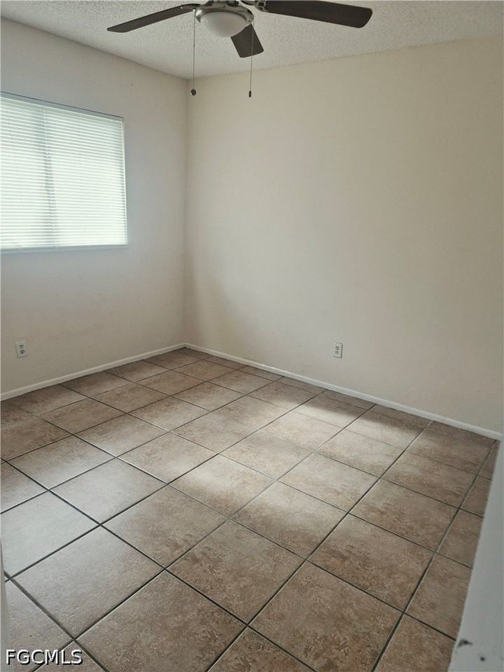 3206 Se Santa Barbara Pl - Photo 7 of 12