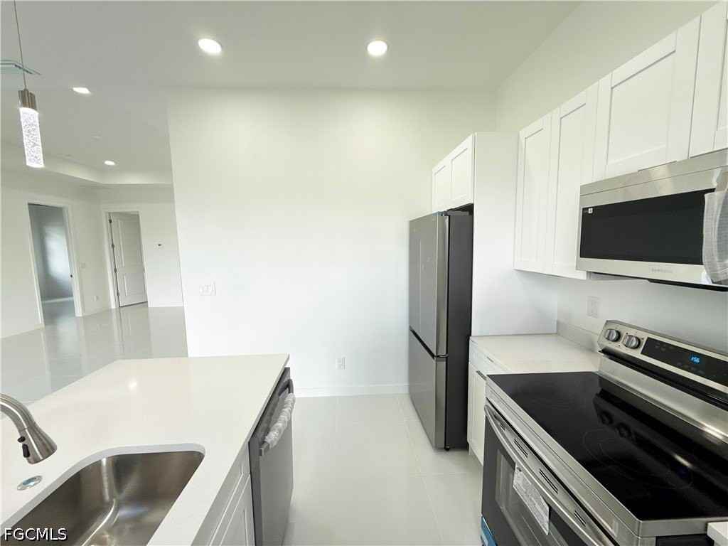 4332 Nw 32nd St - Photo 5 of 48