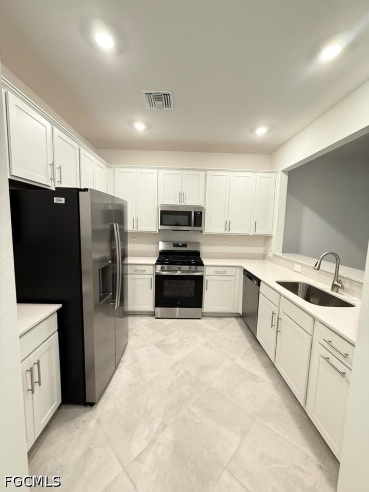 14844 Bluewater Rd - Photo 3 of 39