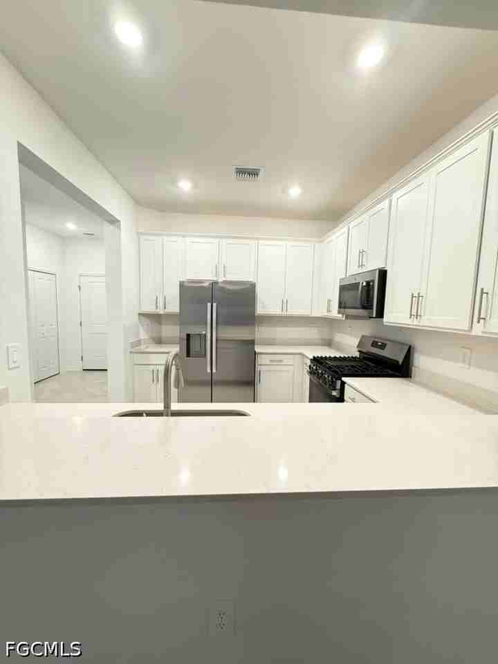 14844 Bluewater Rd - Photo 5 of 39