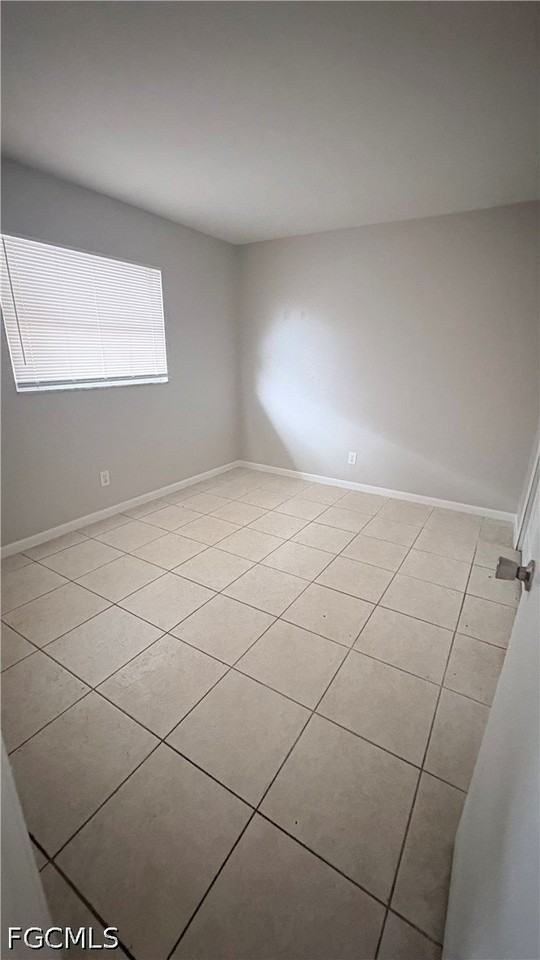 712 Karlov St - Photo 7 of 8