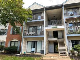 306 Hampshire Ct - Photo 1 of 1
