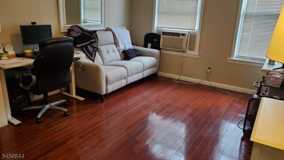 662 Bloomfield Ave - Photo 1 of 1