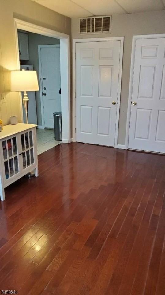662 Bloomfield Ave - Photo 6 of 8
