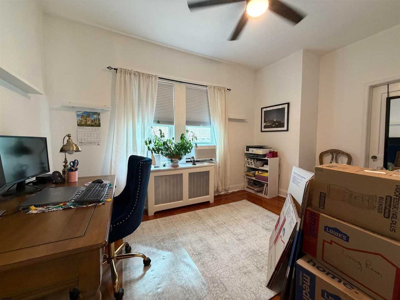 7001 Ventnor Upstairs Ave - Photo 5 of 18