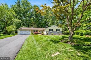 40 Pineknoll Dr - Photo 1 of 1