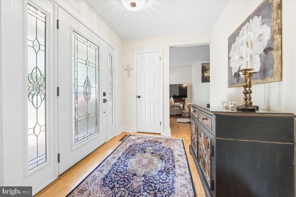 40 Pineknoll Dr - Photo 6 of 50