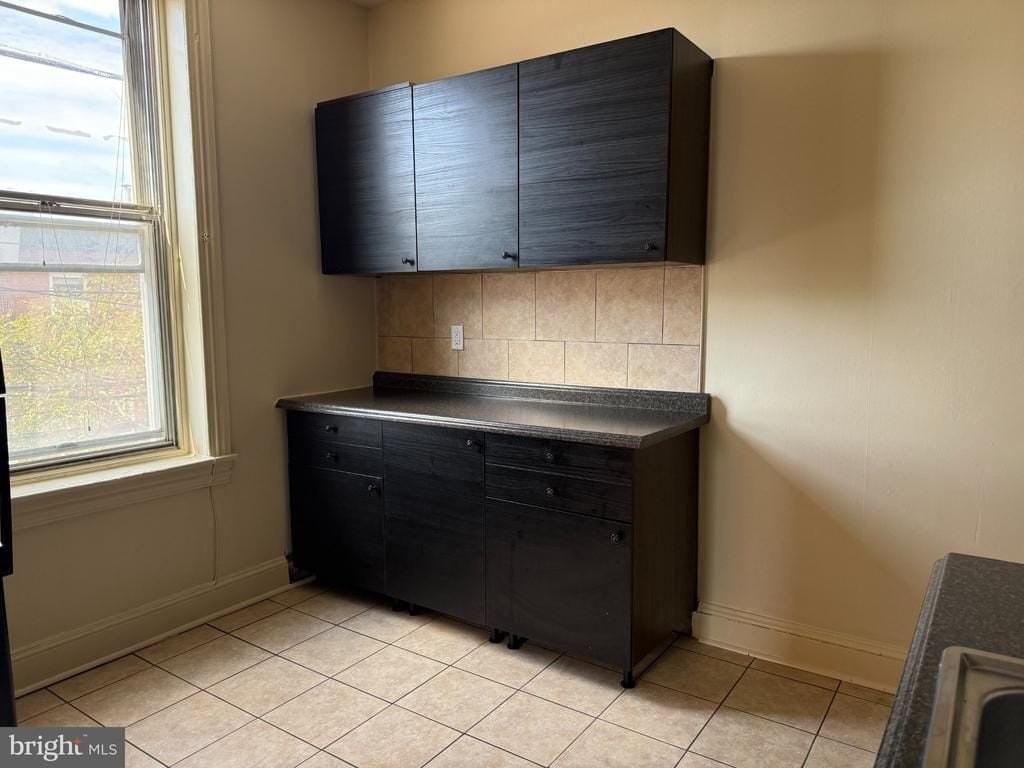 2545 Brown St - Photo 5 of 12
