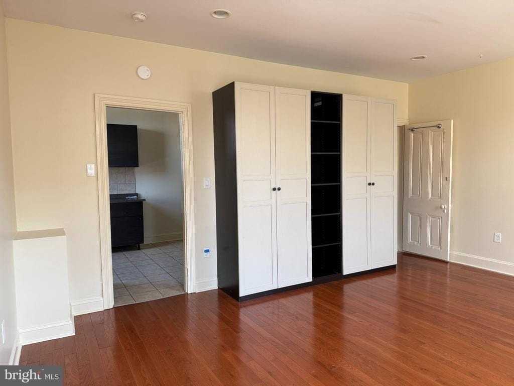 2545 Brown St - Photo 6 of 12